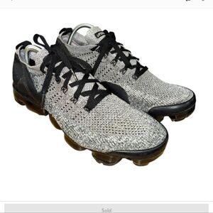Nike Air VaporMax Flyknit 2 MENS 11.5 PRE-OWNED Cookies & Cream 942842-107 Shoes